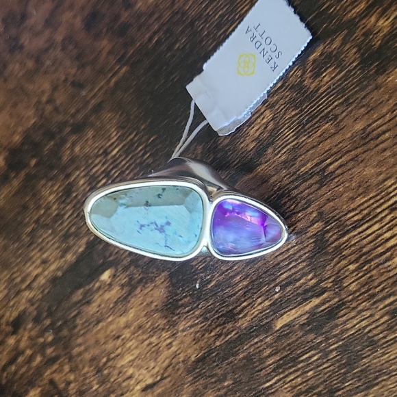 Kendra Scott Gold Margot Ring NWT Size 6 Light Blue /Purple Stones - Picture 1 of 7
